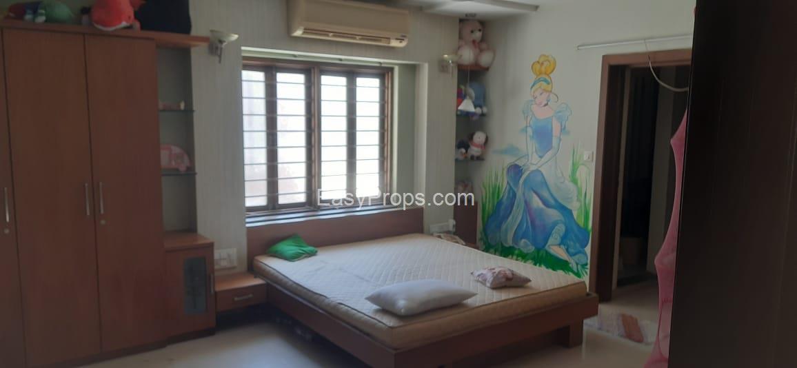 Bunglow  For Sale In Thaltej